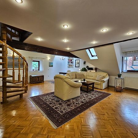 Apartment Nina With Private Terrace Tour As Любляна Екстериор снимка